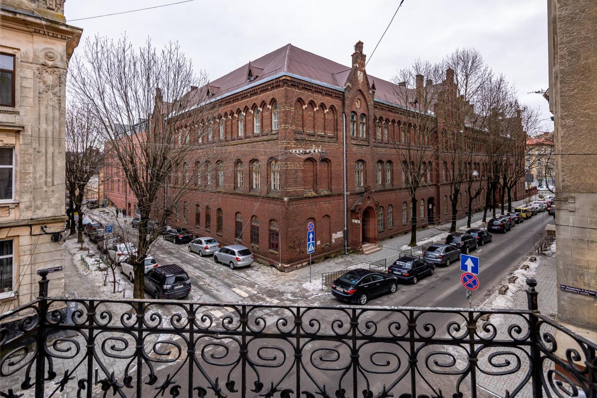 Leontovycha 1905 Lejlighed Lviv Eksteriør billede